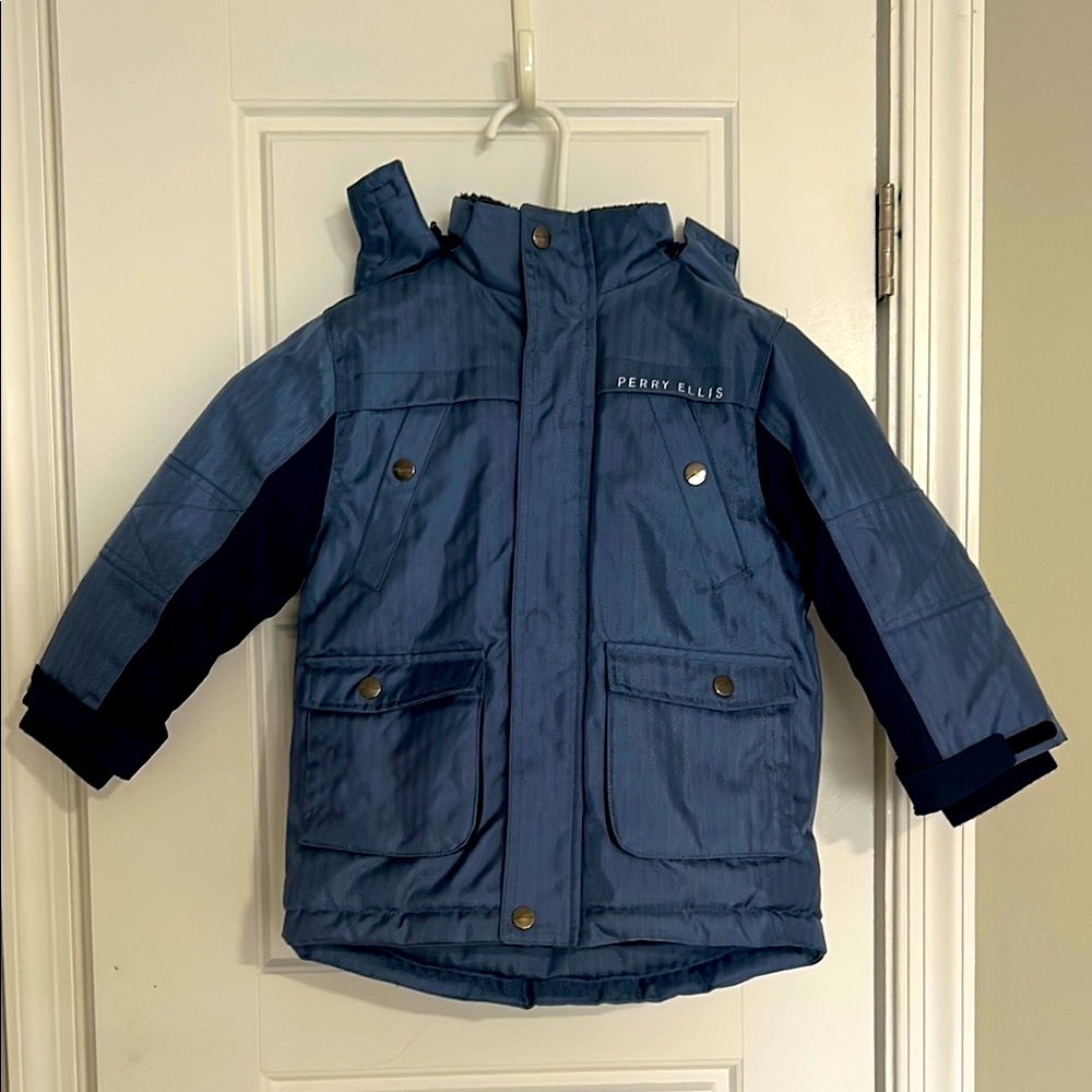 Perry Ellis Blue Hooded Puffer Winter Coat with Fleece Lining and Inner Pocket